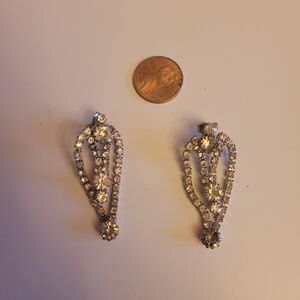 Elegant Silver Crystal Drop Earrings